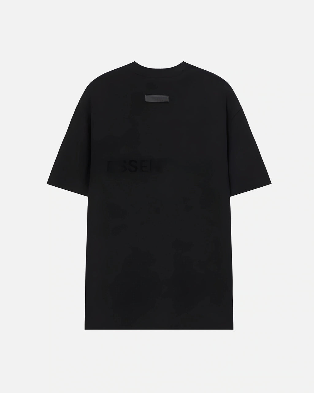 3SSENTIAL BLACK TEE