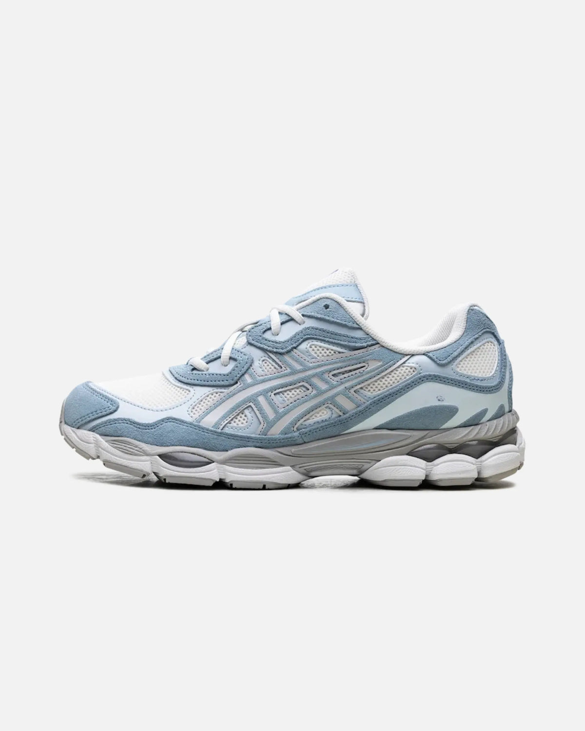 A'ESICS Sneaker 002 Front