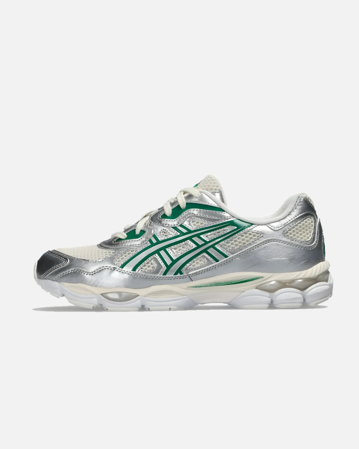 A'ESICS Sneaker 006 Front