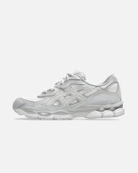 A'ESICS Sneaker 012 Front