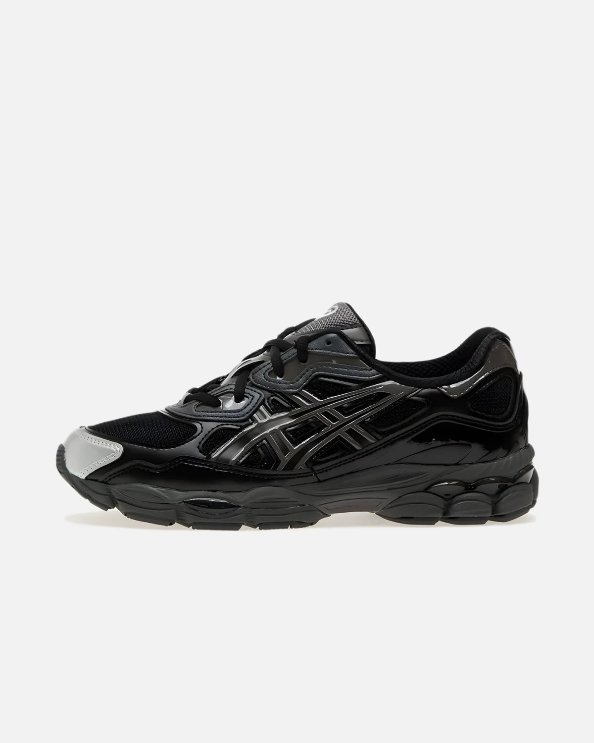 A'ESICS Sneaker 015 Front