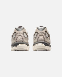 A'ESICS Sneaker 020 Back