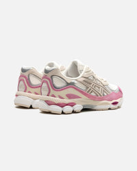 A'ESICS Sneaker 021 Back