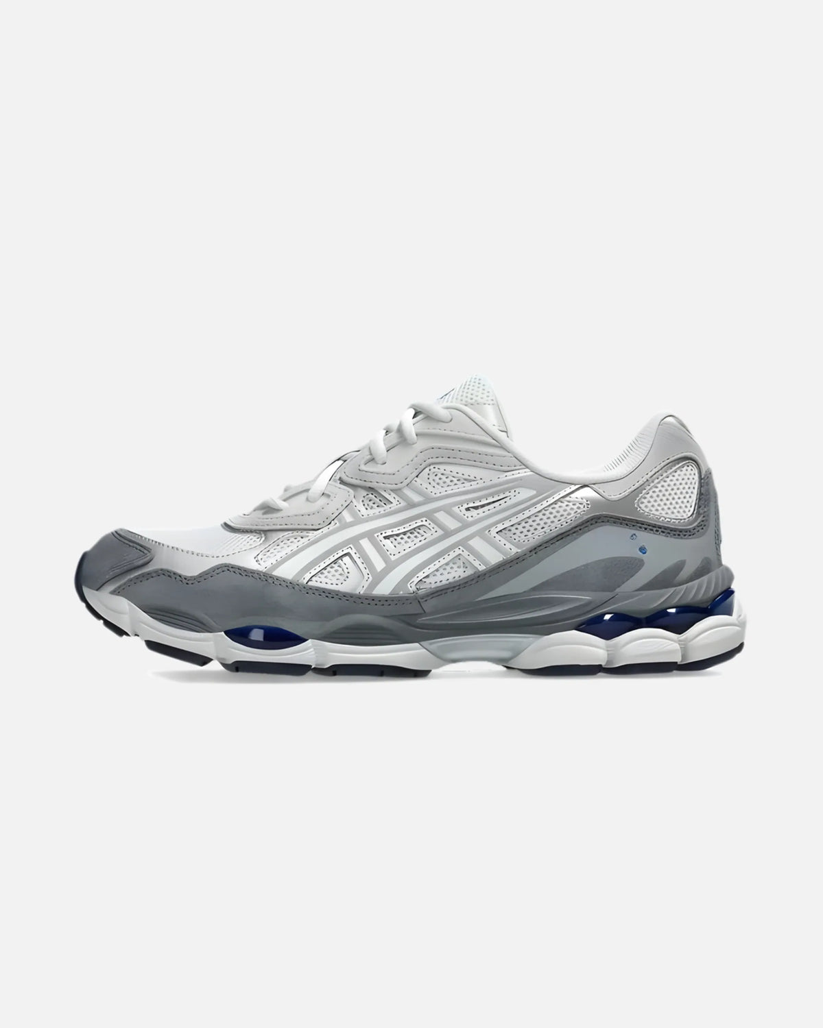 A'ESICS Sneaker 022 Front