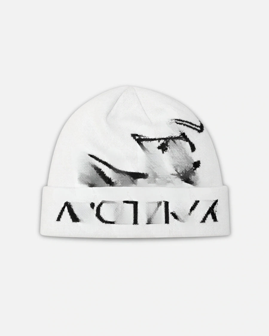 ARCY WHITE BEANIE
