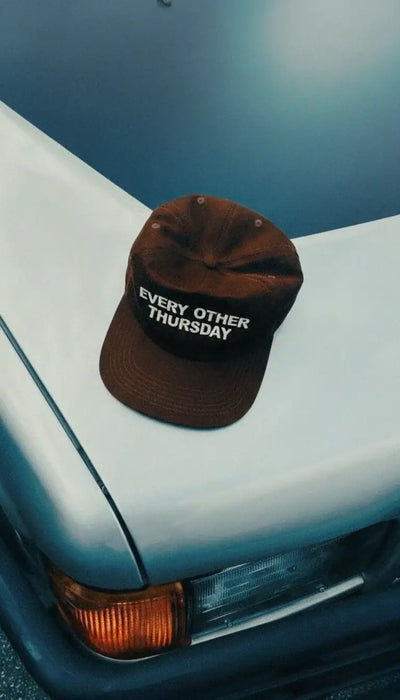 Caps