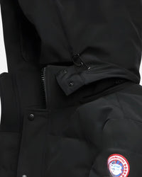 GOSE BLACK JACKET