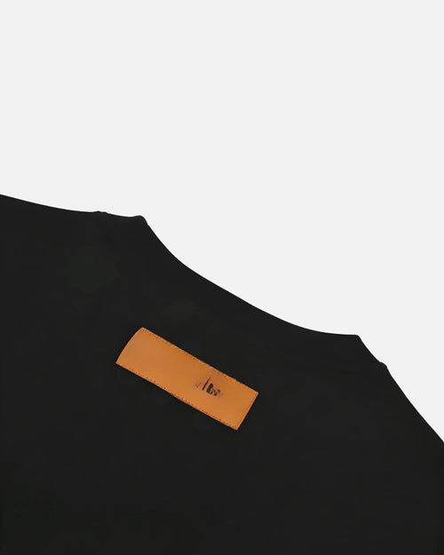 BLACK TEE